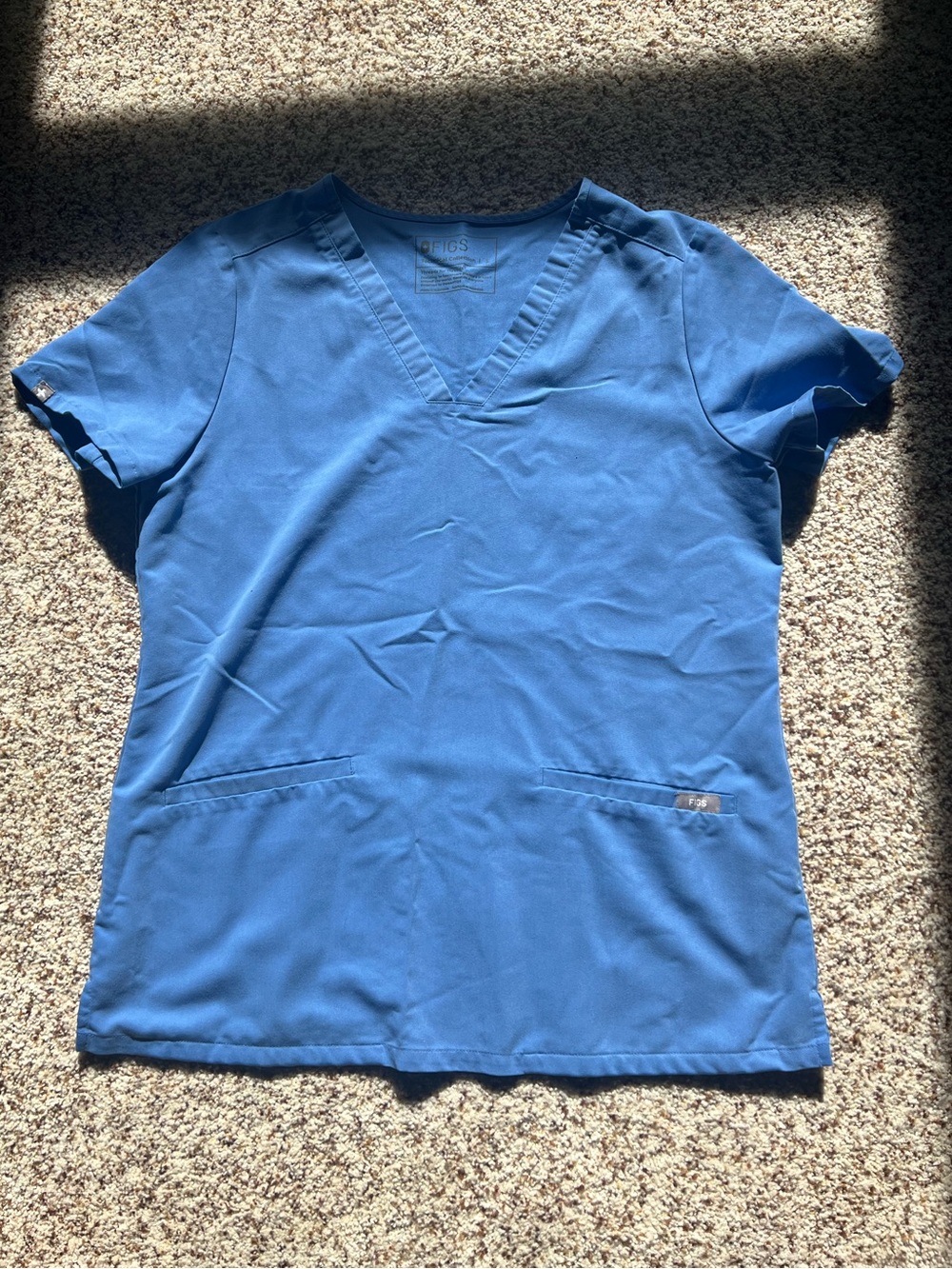 Figs scrub top